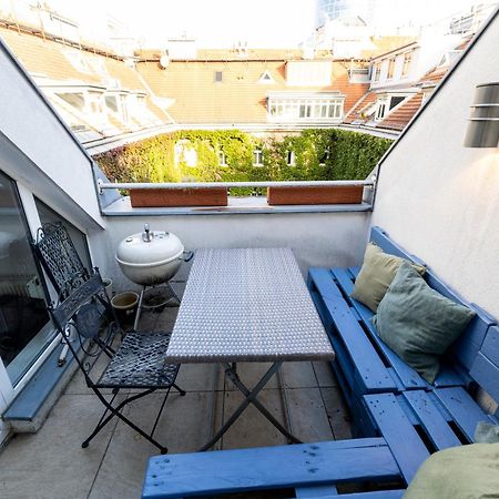 Luxurious Maisonette Apartment At The Heart Of Wien Eksteriør billede
